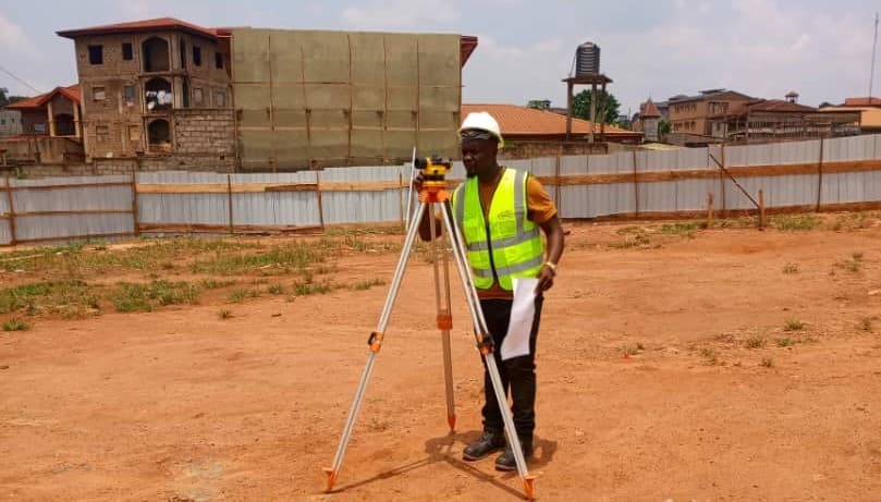 Études Topographiques